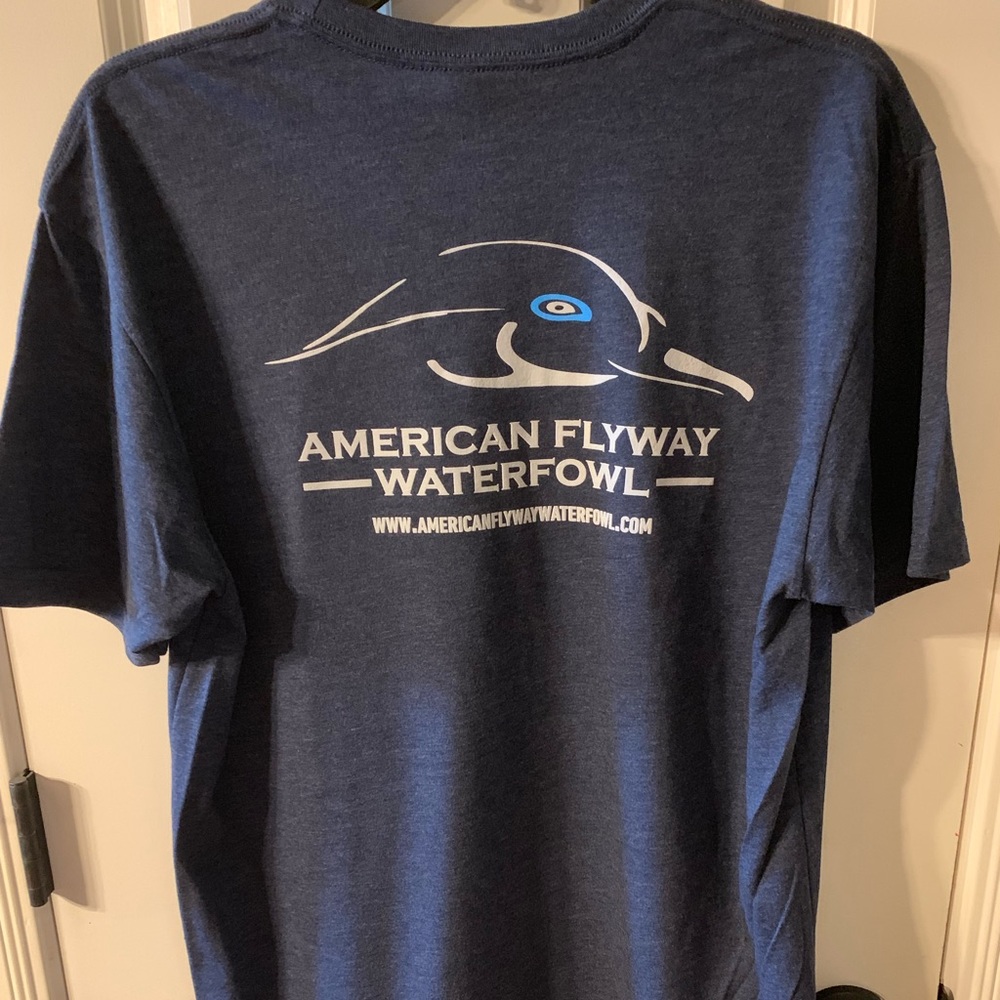 T-Shirts - Picture 3 of 5